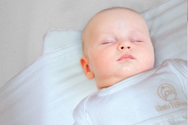 To be used with the Safe T Sleep Sleepwrap. Helps to ensure a nice head shape head and normal brain development for baby.